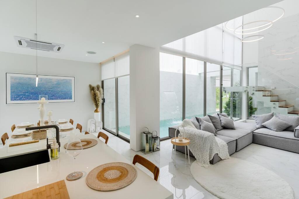 The Residence By Andaman Villa Phuket Εξωτερικό φωτογραφία