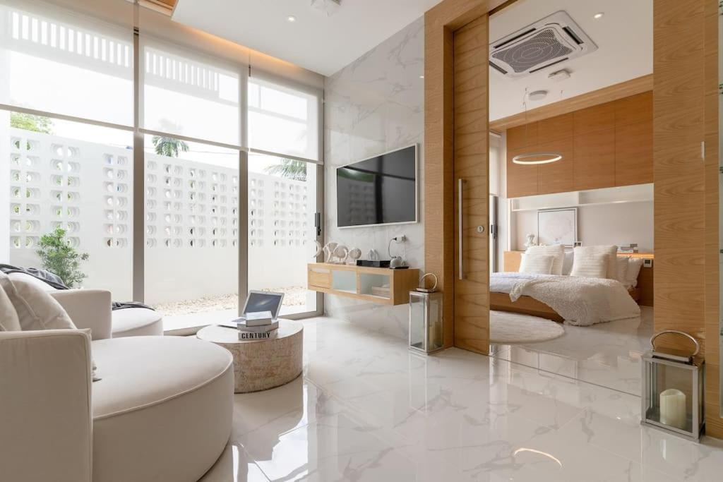 The Residence By Andaman Villa Phuket Εξωτερικό φωτογραφία